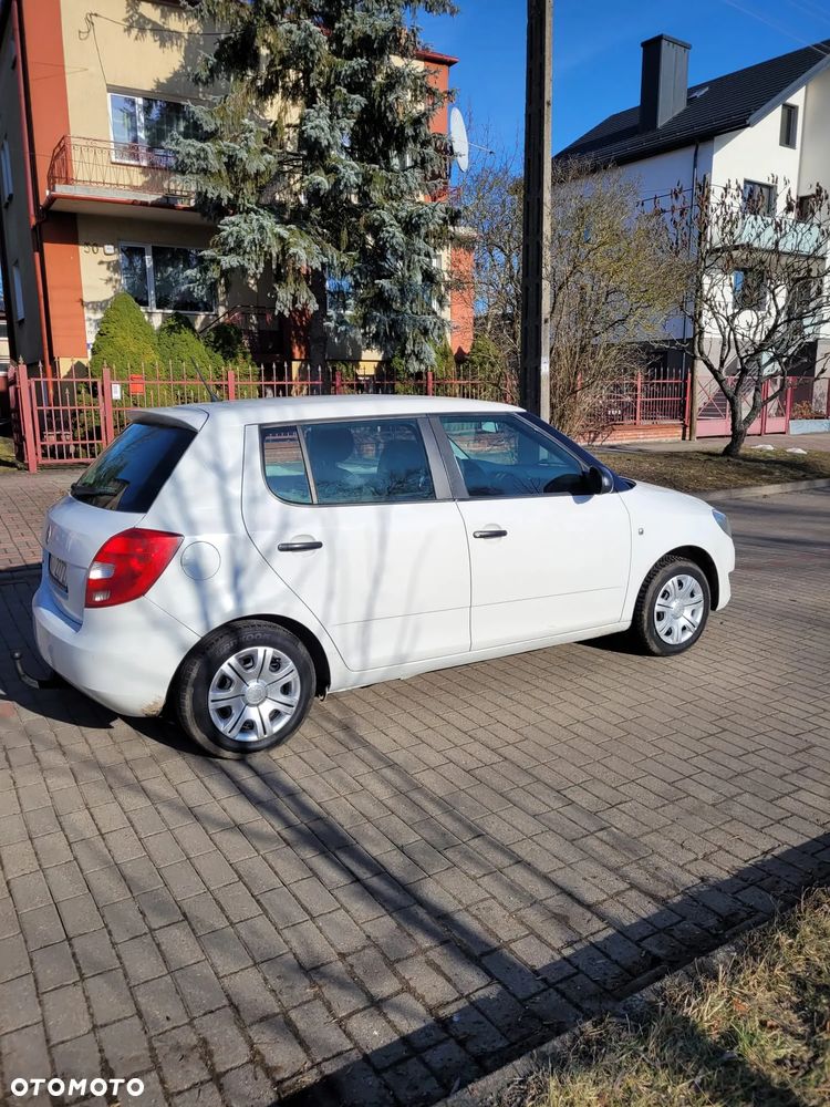 Skoda Fabia 1.6 TDI DPF Easy - 4