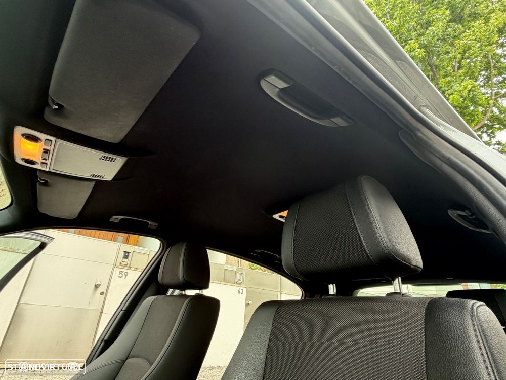 BMW 118 d Pack M - 13