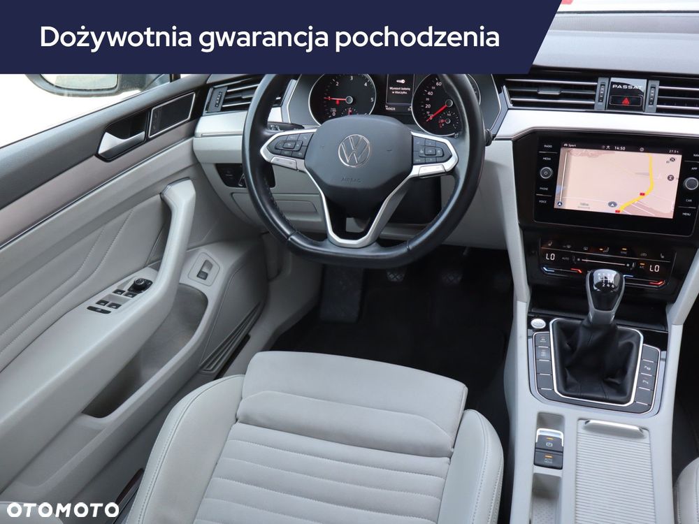 Volkswagen Passat Variant - 9
