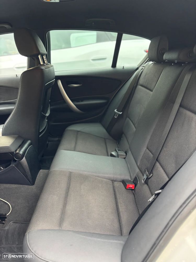 BMW 118 d DPF Edition Lifestyle - 11