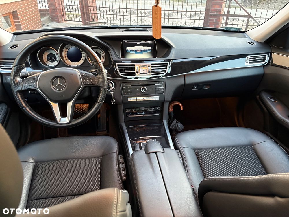 Mercedes-Benz Klasa E 220 BlueTEC 4-Matic Avantgarde - 16