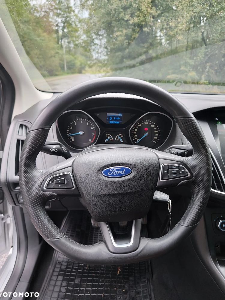 Ford Focus - 15
