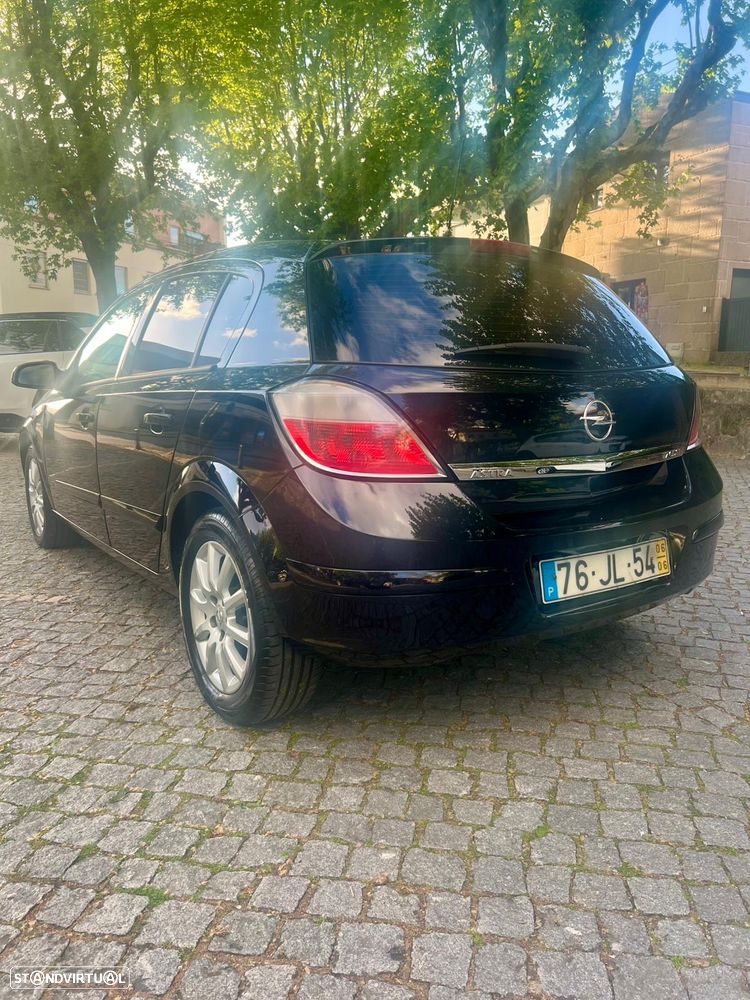 Opel Astra 1.7 CDTI Edition - 4