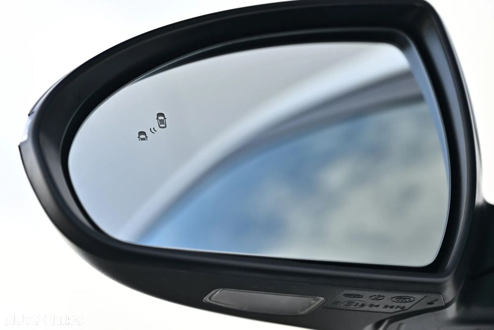 Hyundai IONIQ 141CP Exclusive - 32