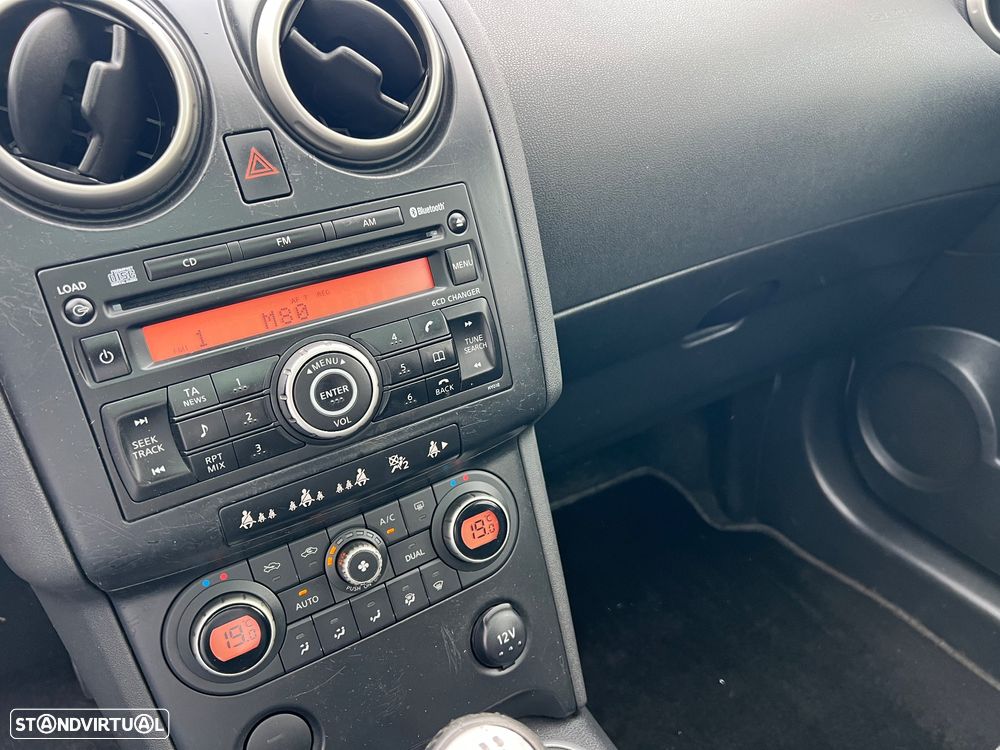 Nissan Qashqai 2.0 dCi Tekna PI FPD - 26