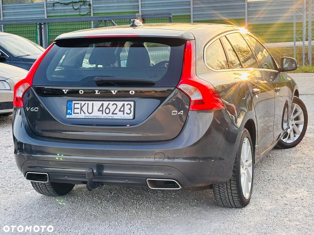 Volvo V60 D4 Drive-E Summum - 8