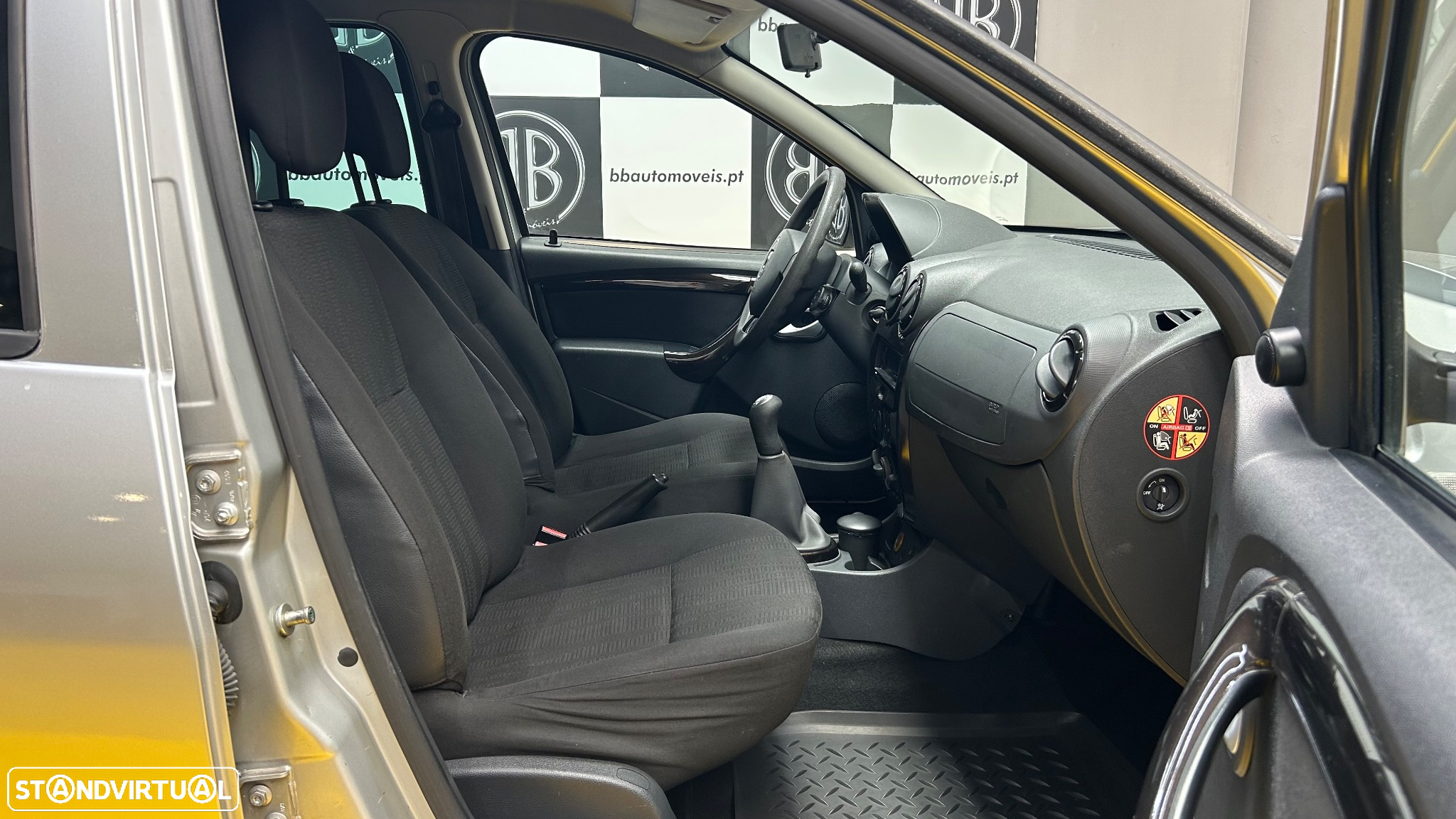 Dacia Duster 1.5 dCi Confort - 6