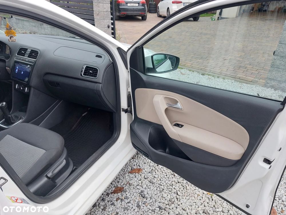 Volkswagen Polo 1.4 16V Highline Optimum - 7