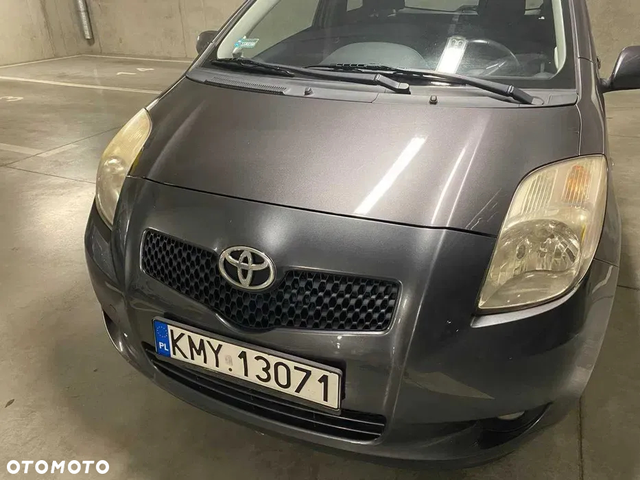 Toyota Yaris 1.0 Luna - 3