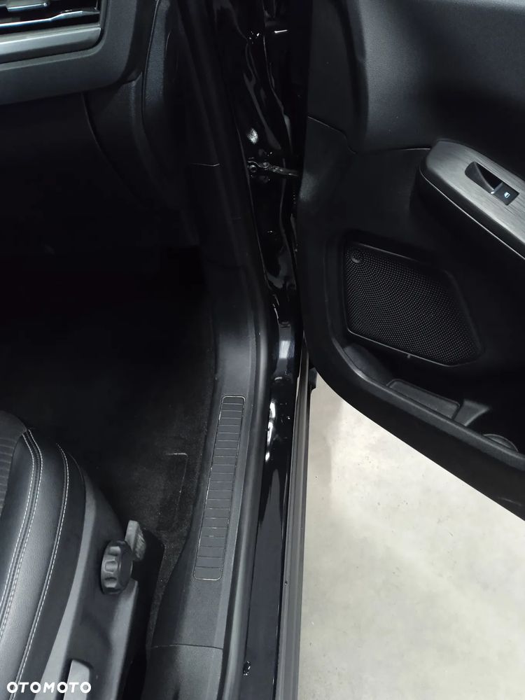 Ford Kuga 2.0 EcoBlue 4x4 TITANIUM X - 14