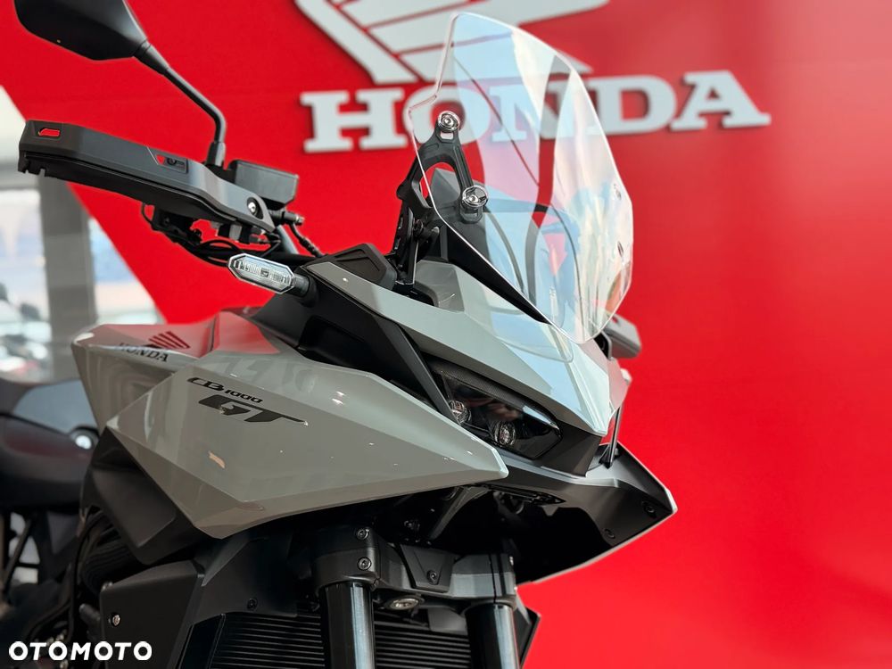 Honda CB - 2