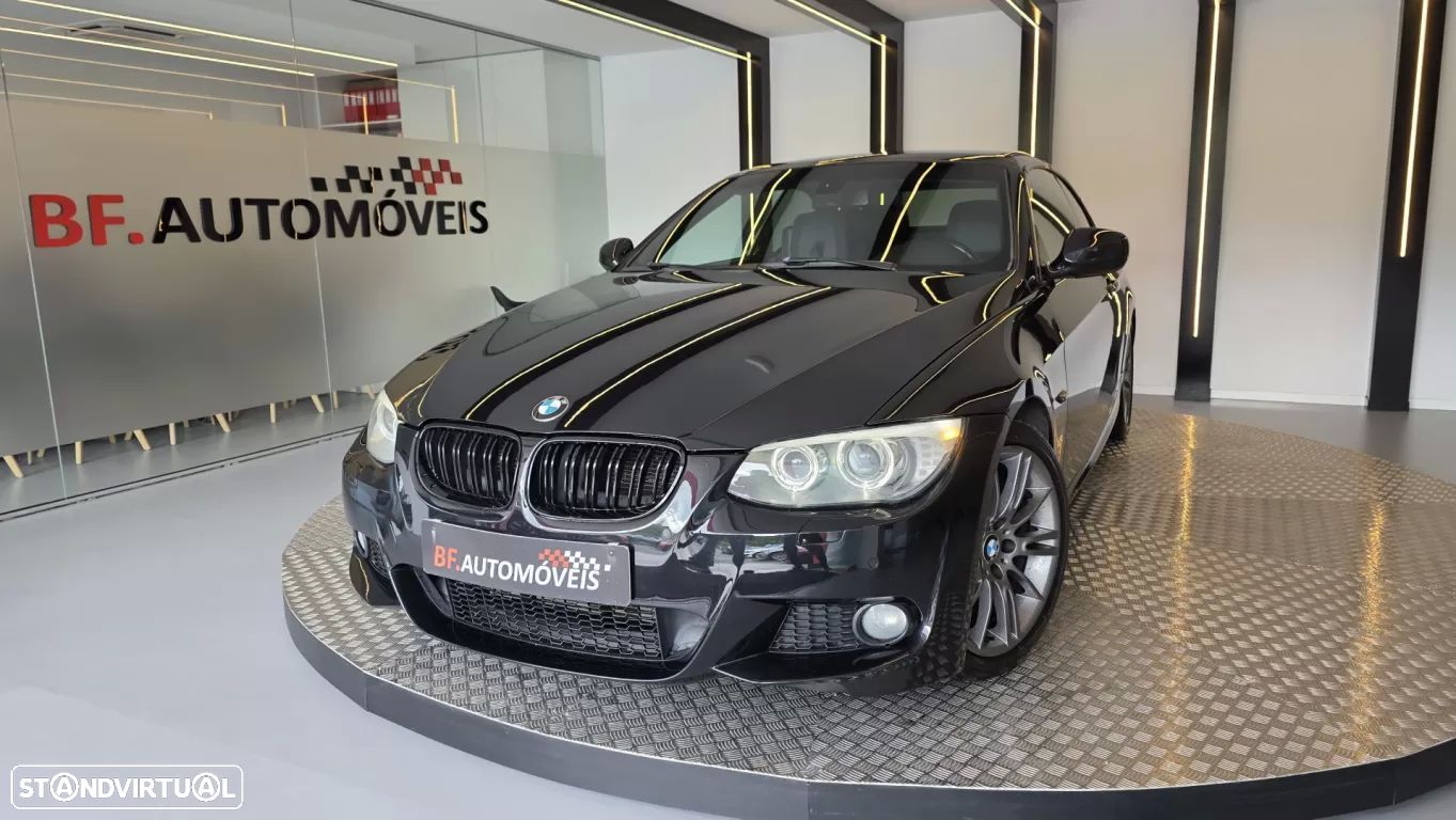 BMW 320 d Coupe Edição M Auto - 1