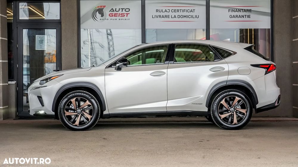 Lexus Seria NX 300h AWD F Sport - 3
