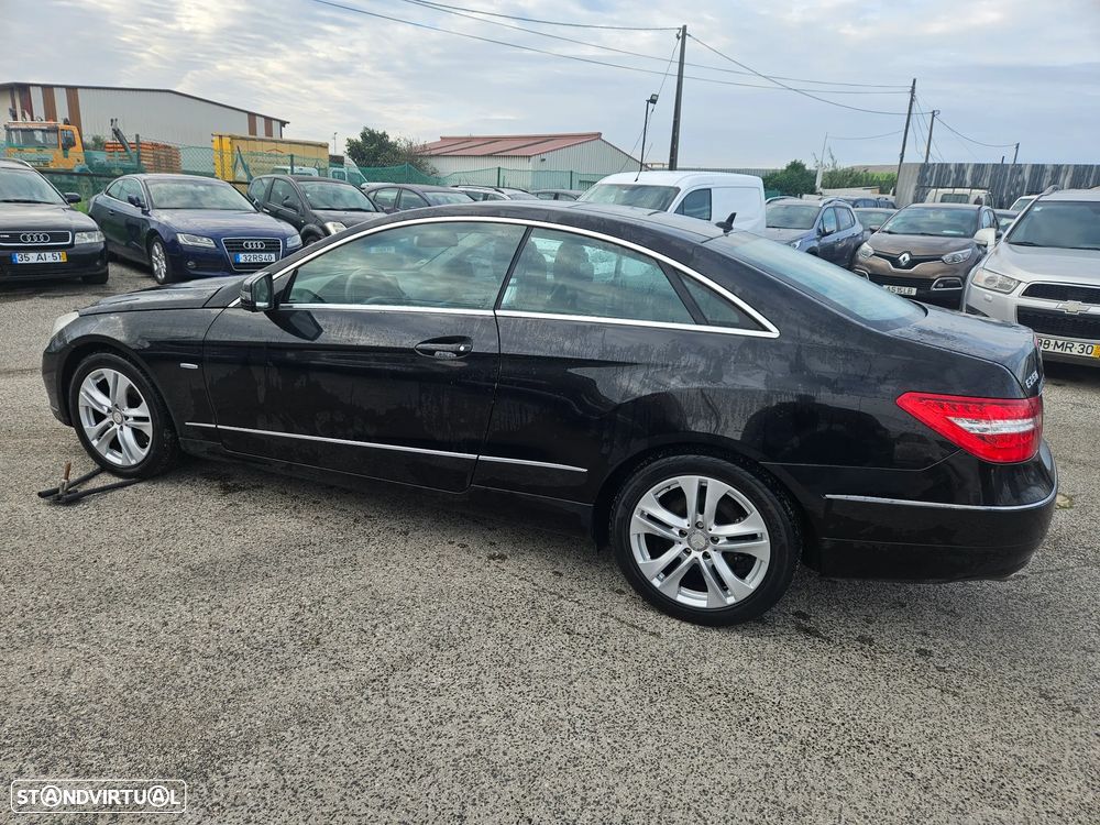 Mercedes-Benz E 250 CDi Avantgarde BlueEfficiency Auto - 2