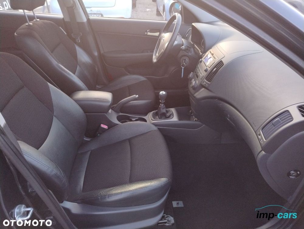 Hyundai i30 - 12