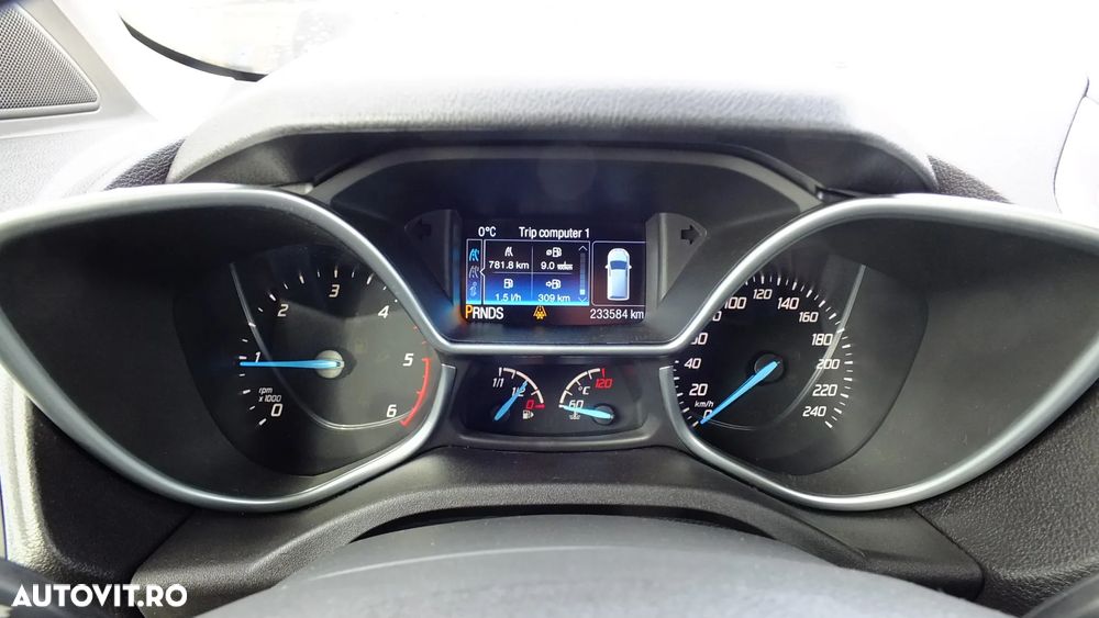 Ford Transit Conect - 10