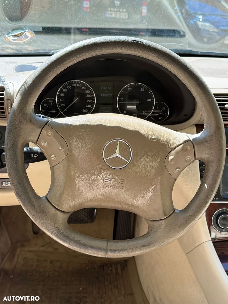Mercedes-Benz C - 13