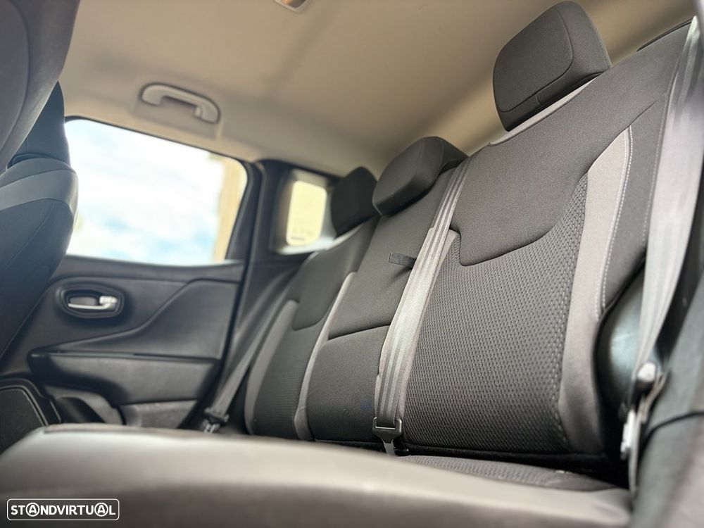 Jeep Renegade 1.3 TG Limited - 15