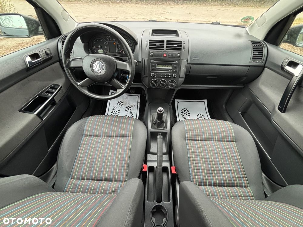 Volkswagen Polo 1.2 Highline - 27