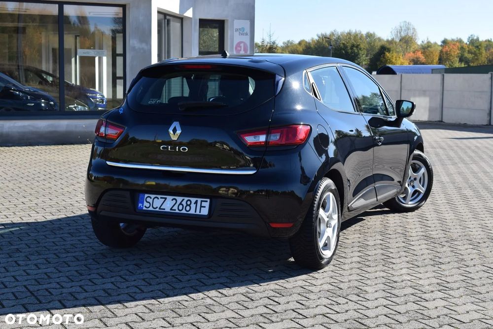 Renault Clio - 7
