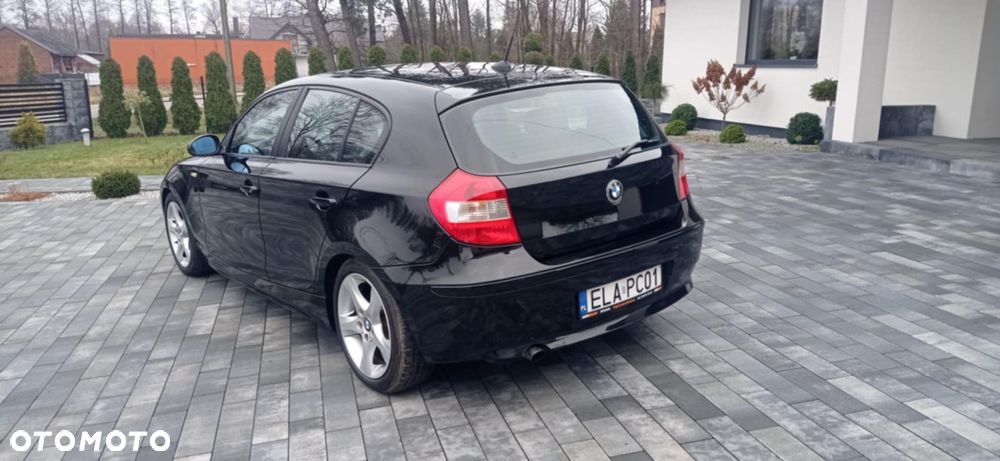 BMW Seria 1 120i - 4