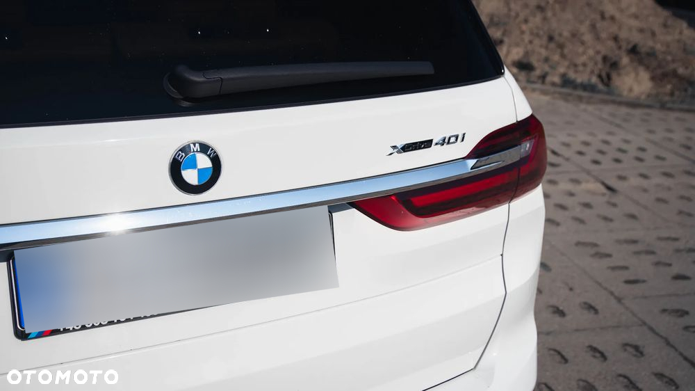 BMW X7 xDrive40i - 12