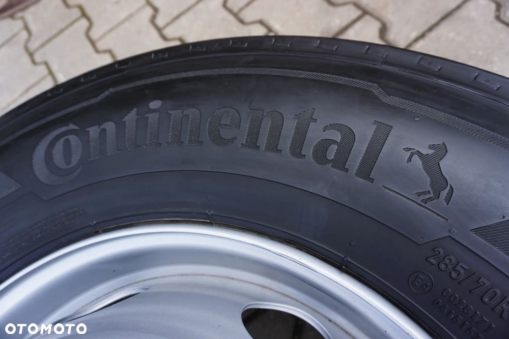 1x Continental CONTI HYBRID HS3  285/70R19,5 146/144M R7 - 3