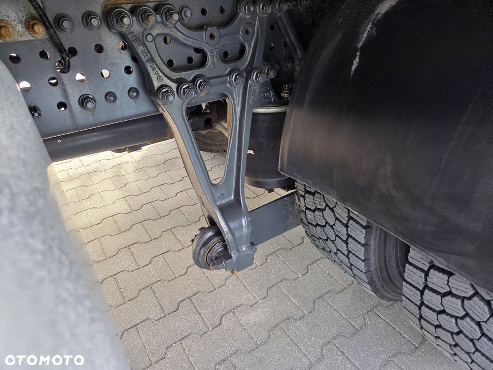 Mercedes-Benz Antos atego actros 1830 - 17