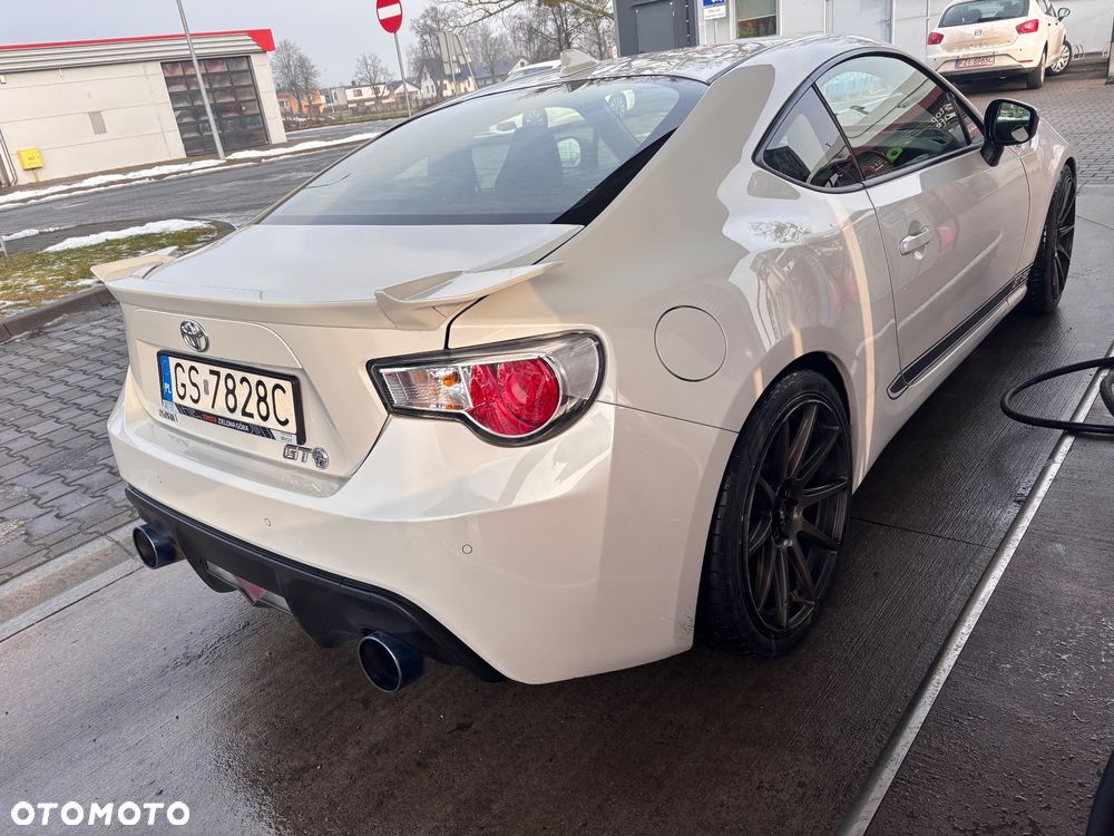 Toyota GT86 2.0 Premium (tem) - 4