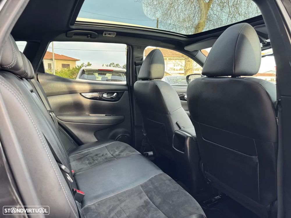 Nissan Qashqai 1.5 dCi N-Connecta - 17