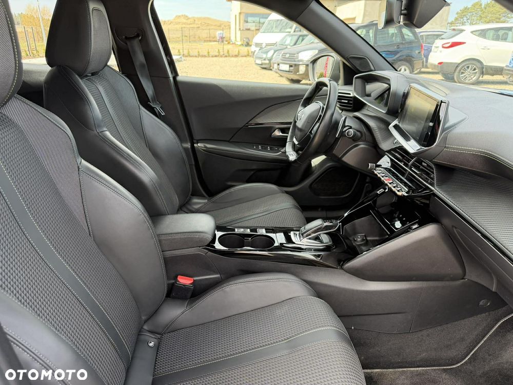 Peugeot 2008 1.5 BlueHDi GT Line S&S EAT8 - 22