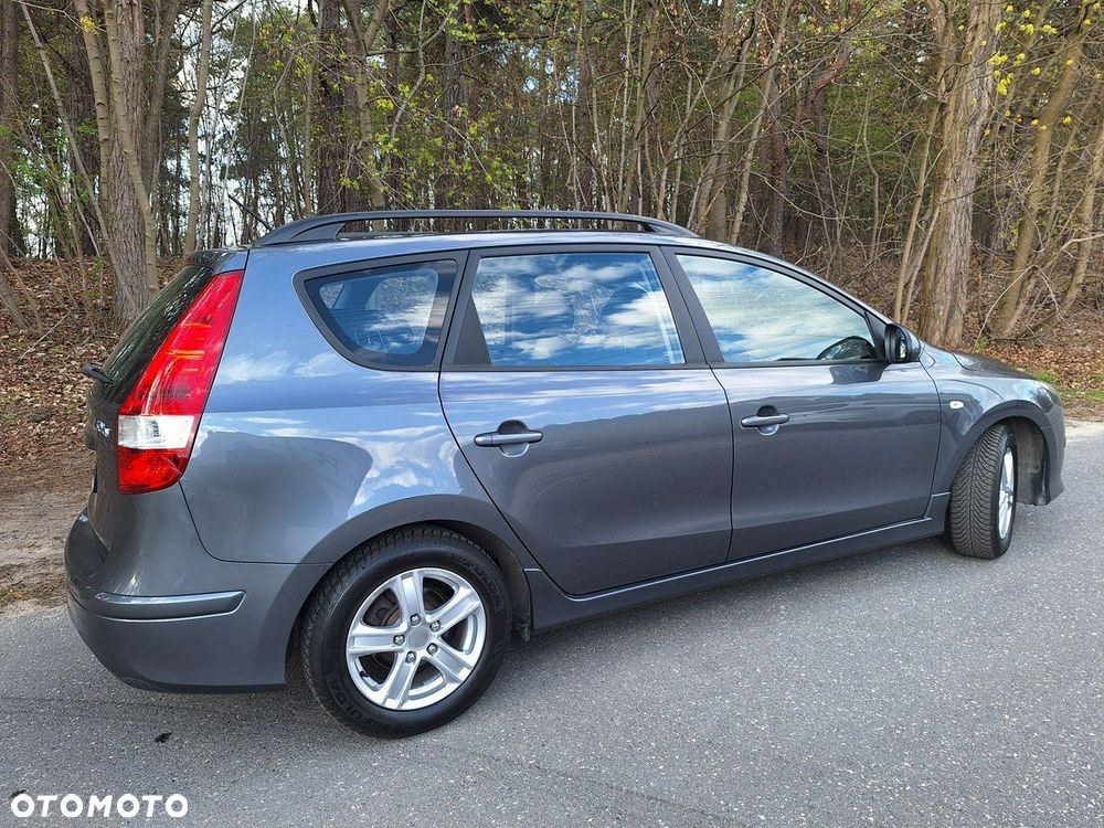 Hyundai i30 1.4 FIFA WM Edition - 39