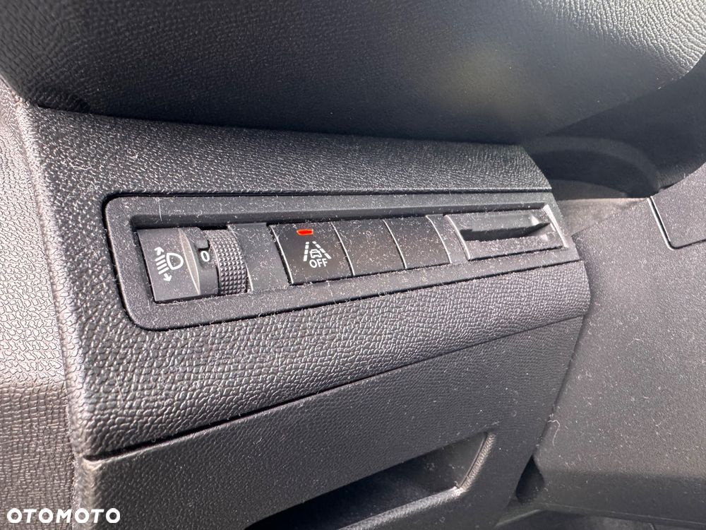 Peugeot 5008 BlueHDI 130 EAT8 Allure Pack - 29