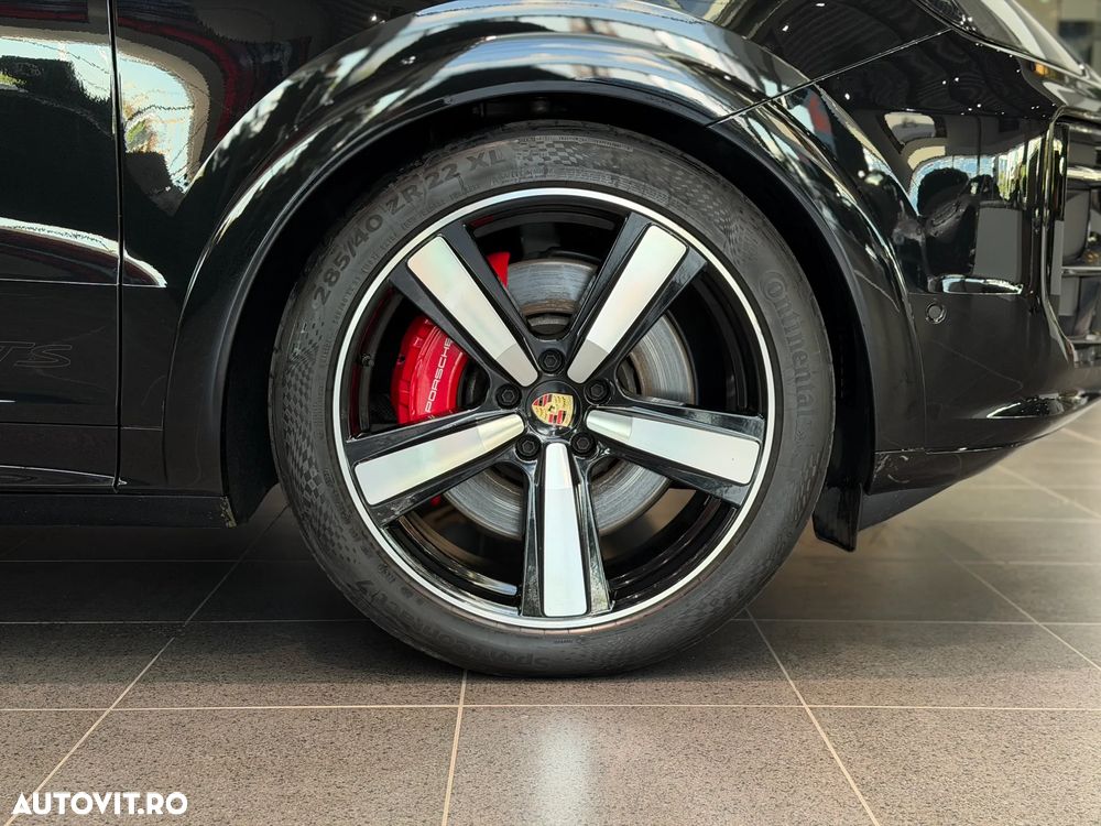 Porsche Cayenne Coupe GTS - 15