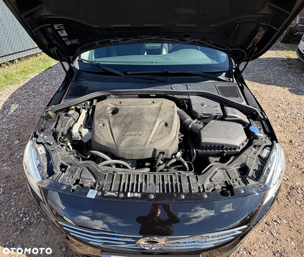Volvo V60 D4 Drive-E Momentum - 24