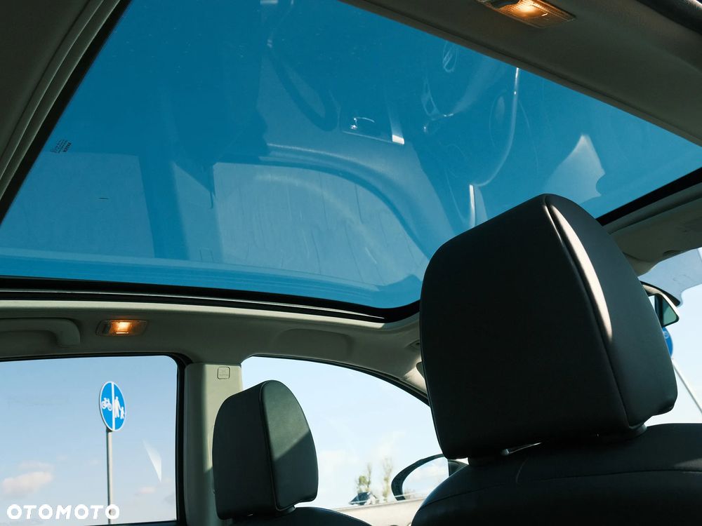 Nissan Qashqai 2.0 dCi 4x4 Tekna EU5 - 8