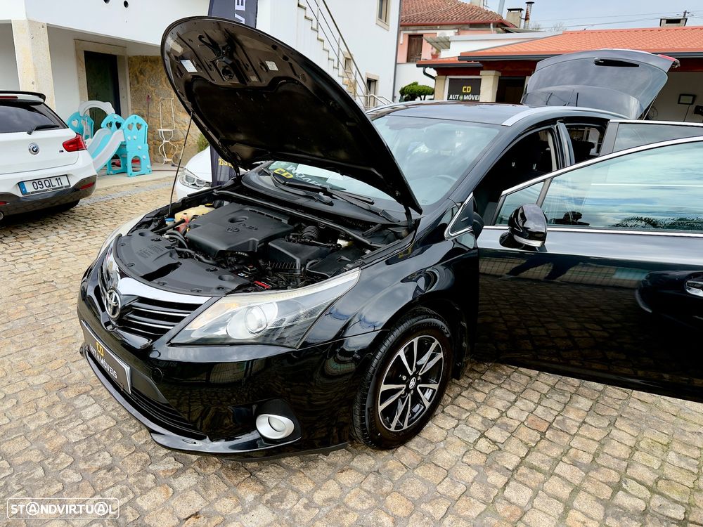 Toyota Avensis SW 2.0 D-4D Exclusive +Navi - 33