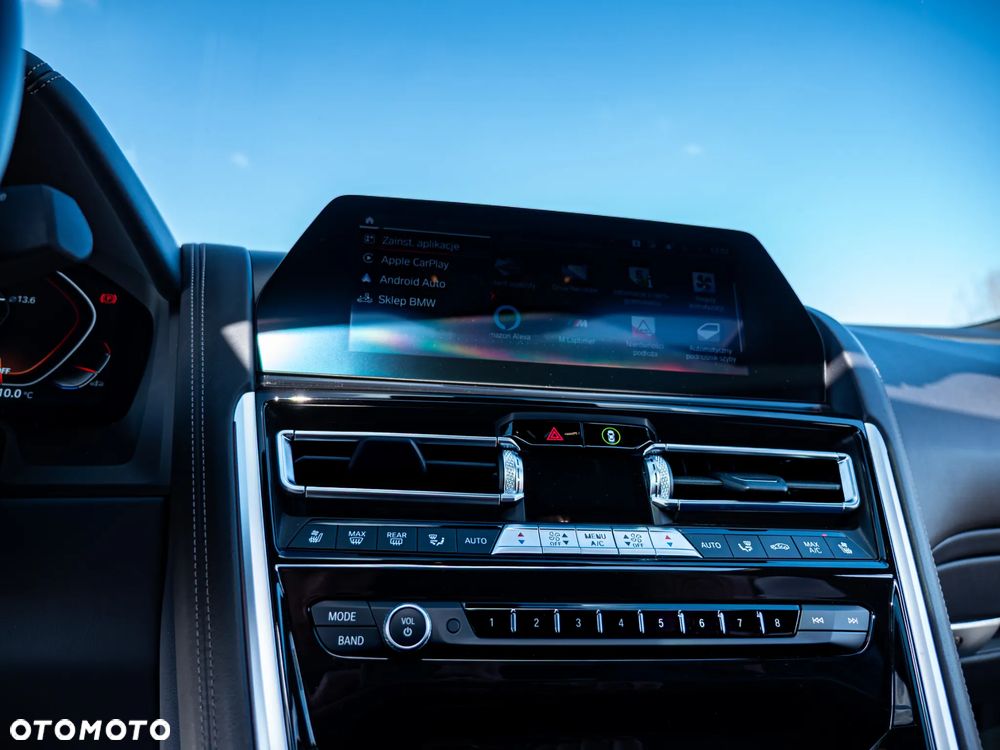 BMW Seria 8 - 27
