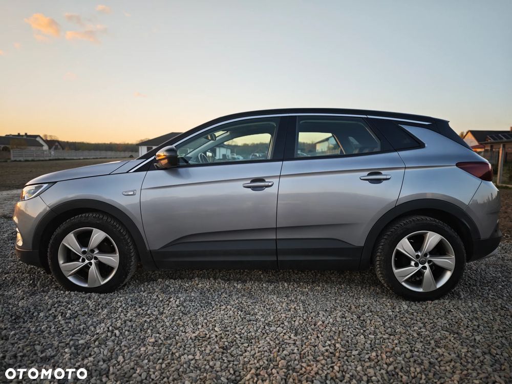 Opel Grandland X 1.2 T Ultimate S&S - 10