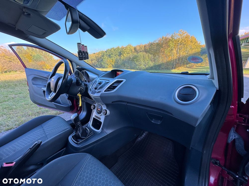 Ford Fiesta - 29