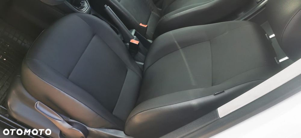 Volkswagen Caddy - 14
