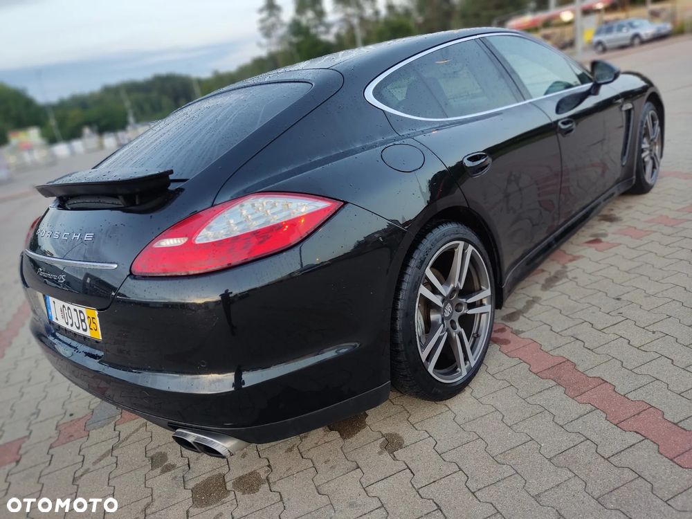 Porsche Panamera 4S PDK - 7
