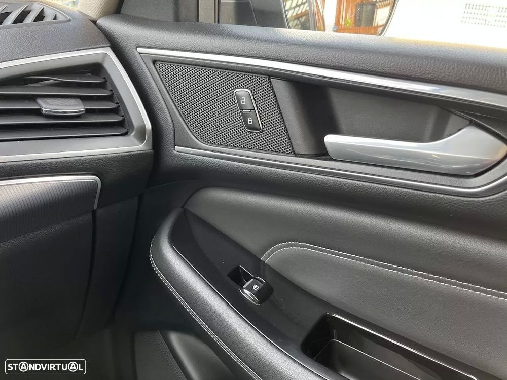 Ford S-Max 2.0 TDCi Titanium - 35
