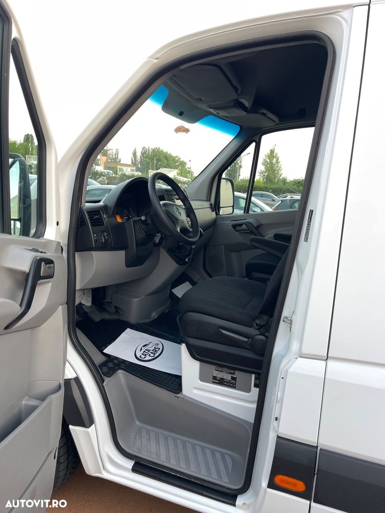 Mercedes-Benz Sprinter 211CDI  MEDIU - 19