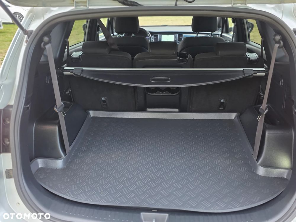 Kia Carens 1.6 GDI Business Line 7os EU6 - 14