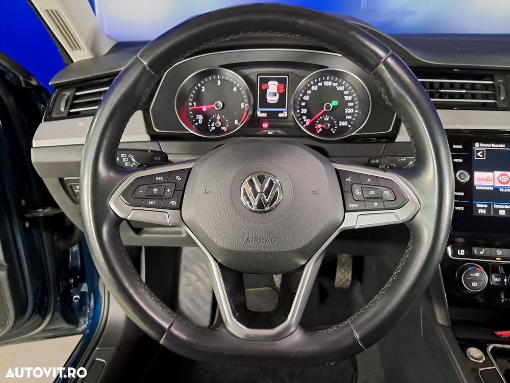 Volkswagen Passat - 3