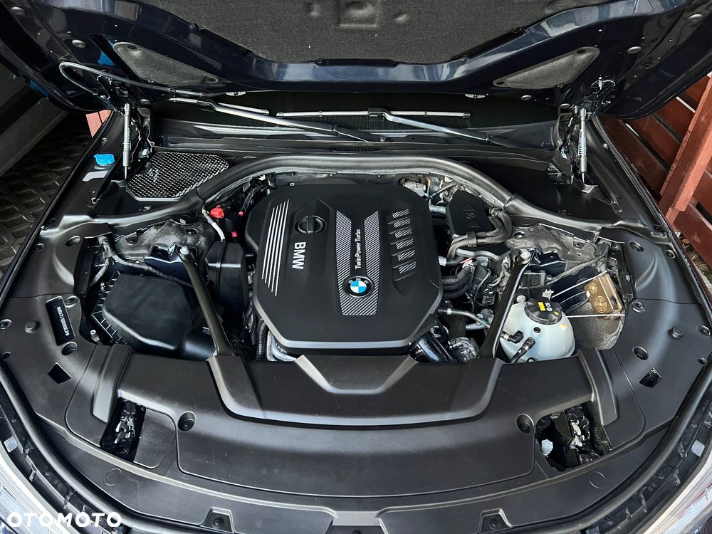 BMW Seria 7 730d xDrive - 10