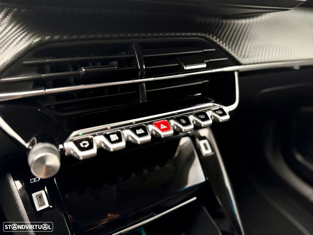 Peugeot 2008 1.5 BlueHDi Allure - 22