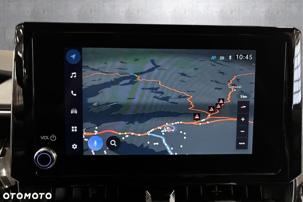 Toyota Corolla 1.8 Hybrid Team Deutschland - 18