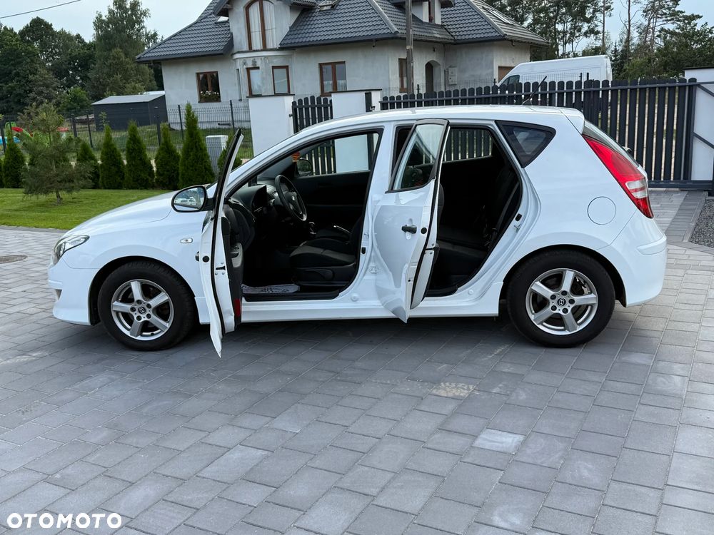Hyundai i30 1.4 Comfort - 9